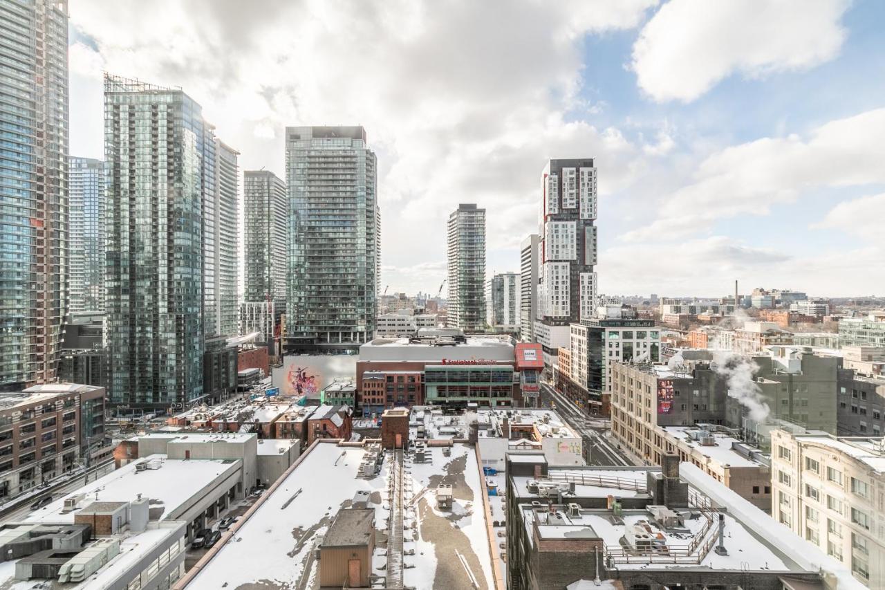 Luxury 2 Bedroom In The Heart Of Entertainment District - City Skyline View & Balcony Toronto Buitenkant foto